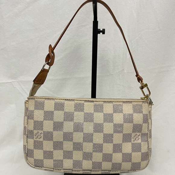 ❌SOLD Louis Vuitton Pochette Accessories DA - Picture 2 of 14